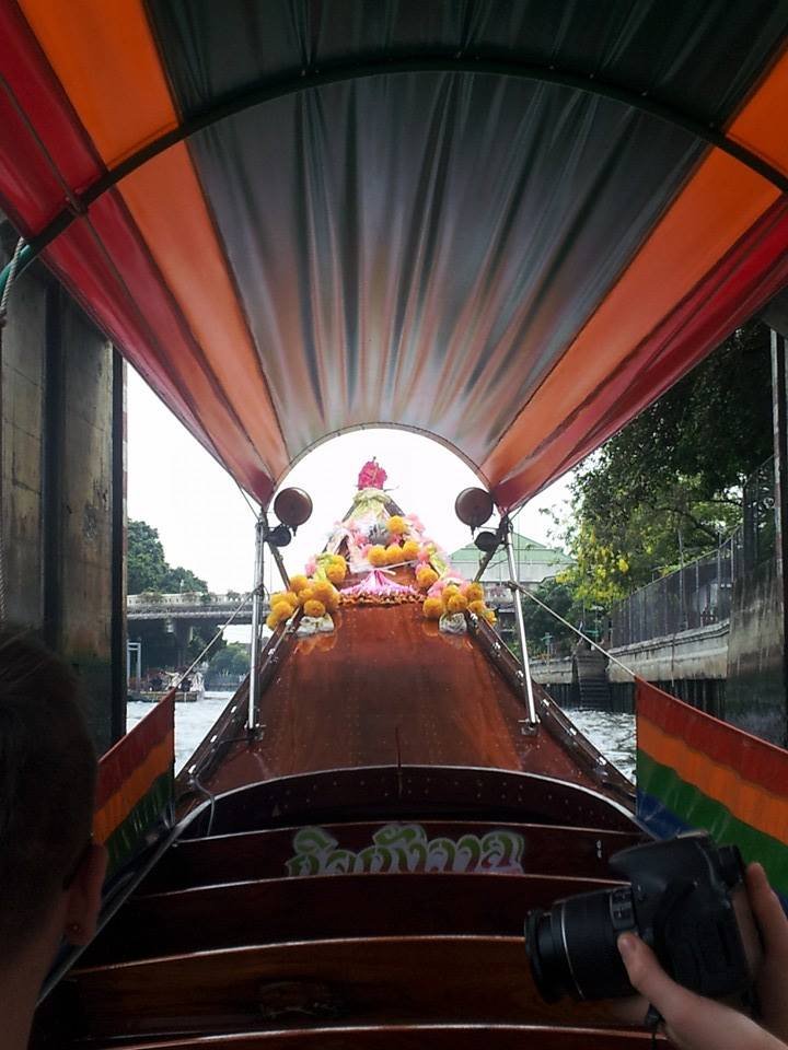 boat ride in bangkok