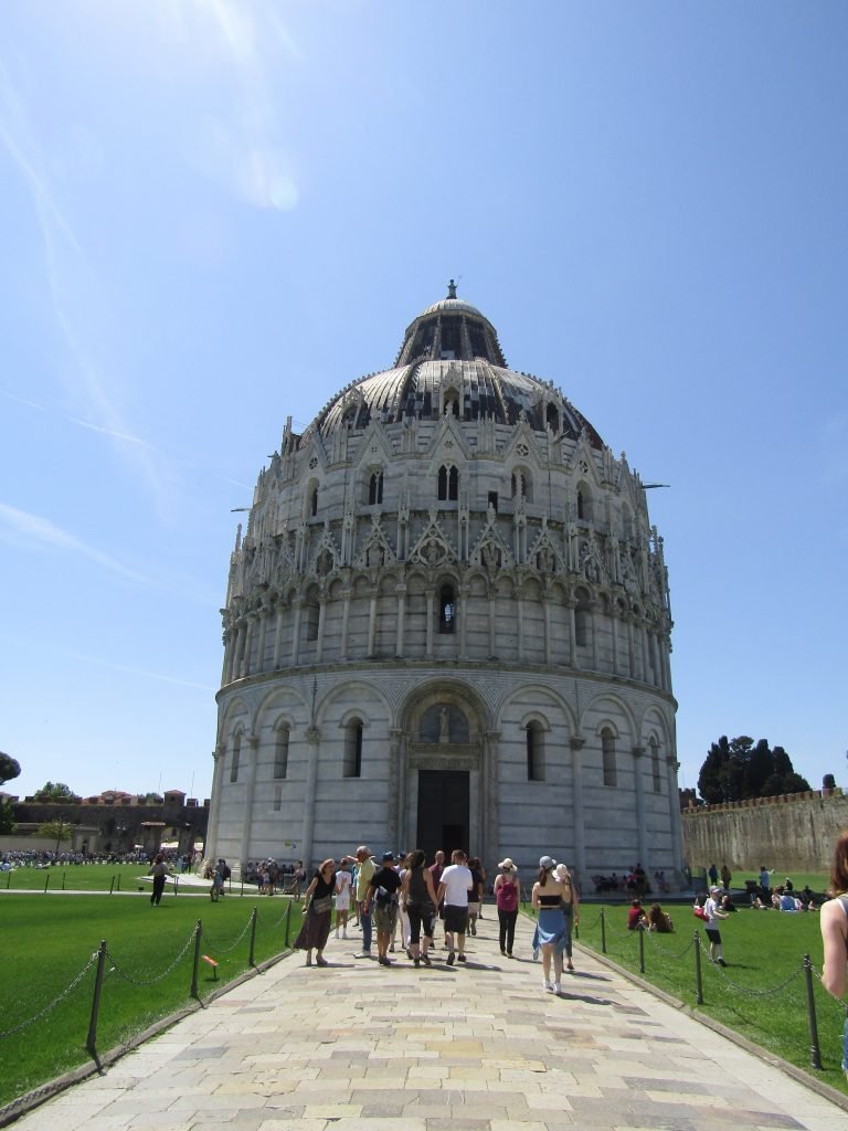 what to do in Pisa 