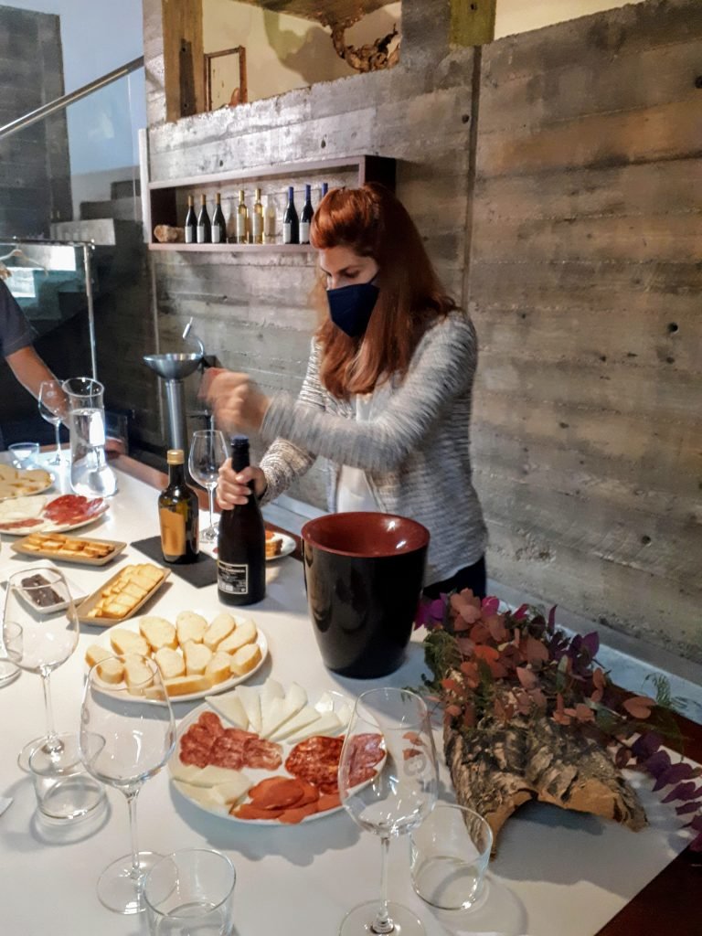 wine tasting in valencia, chozas carrascal
