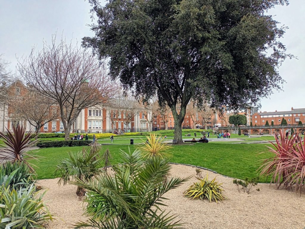 st patrick's cathedral gardens