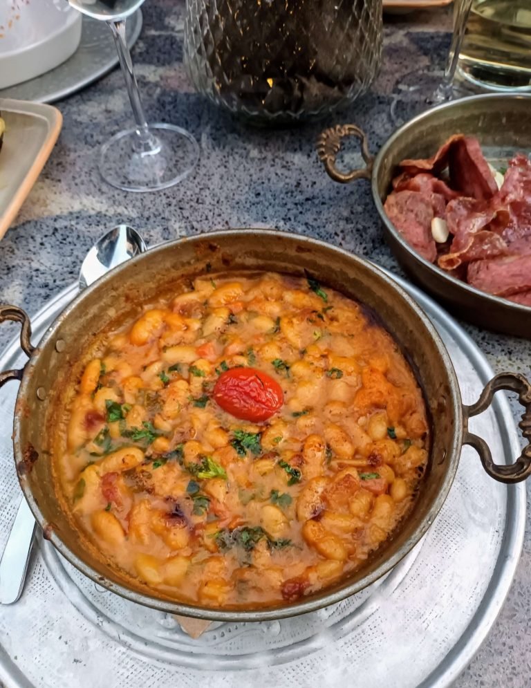 14 Best Bansko Restaurants in 2024