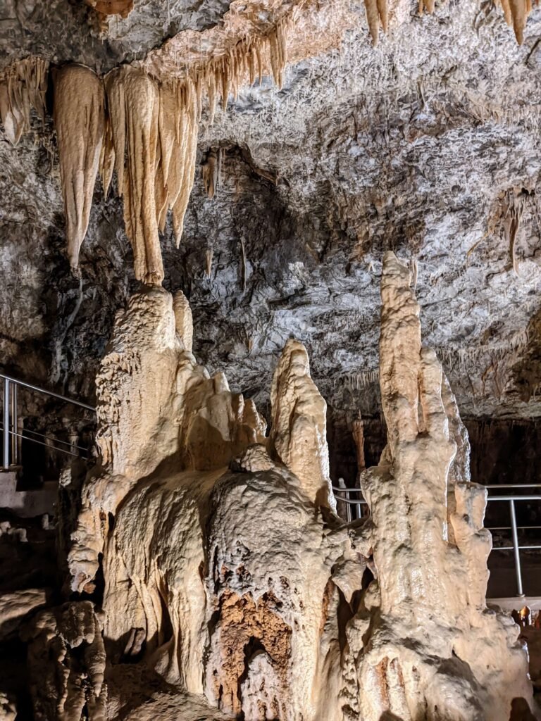 Kapsia Caves