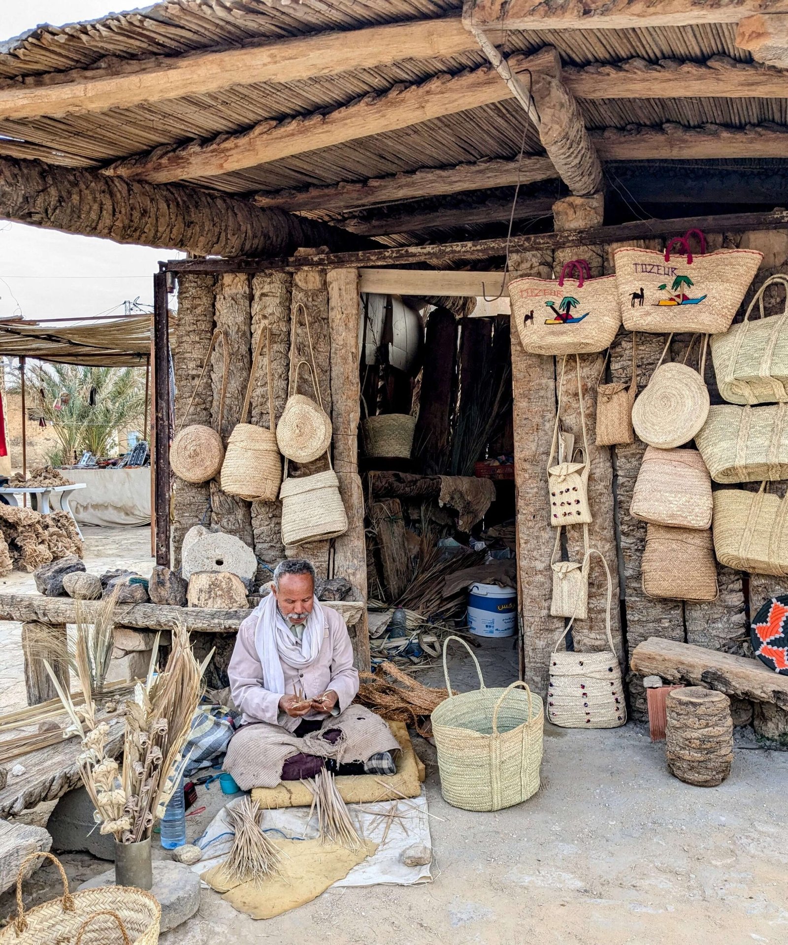 chebika souvenir shop