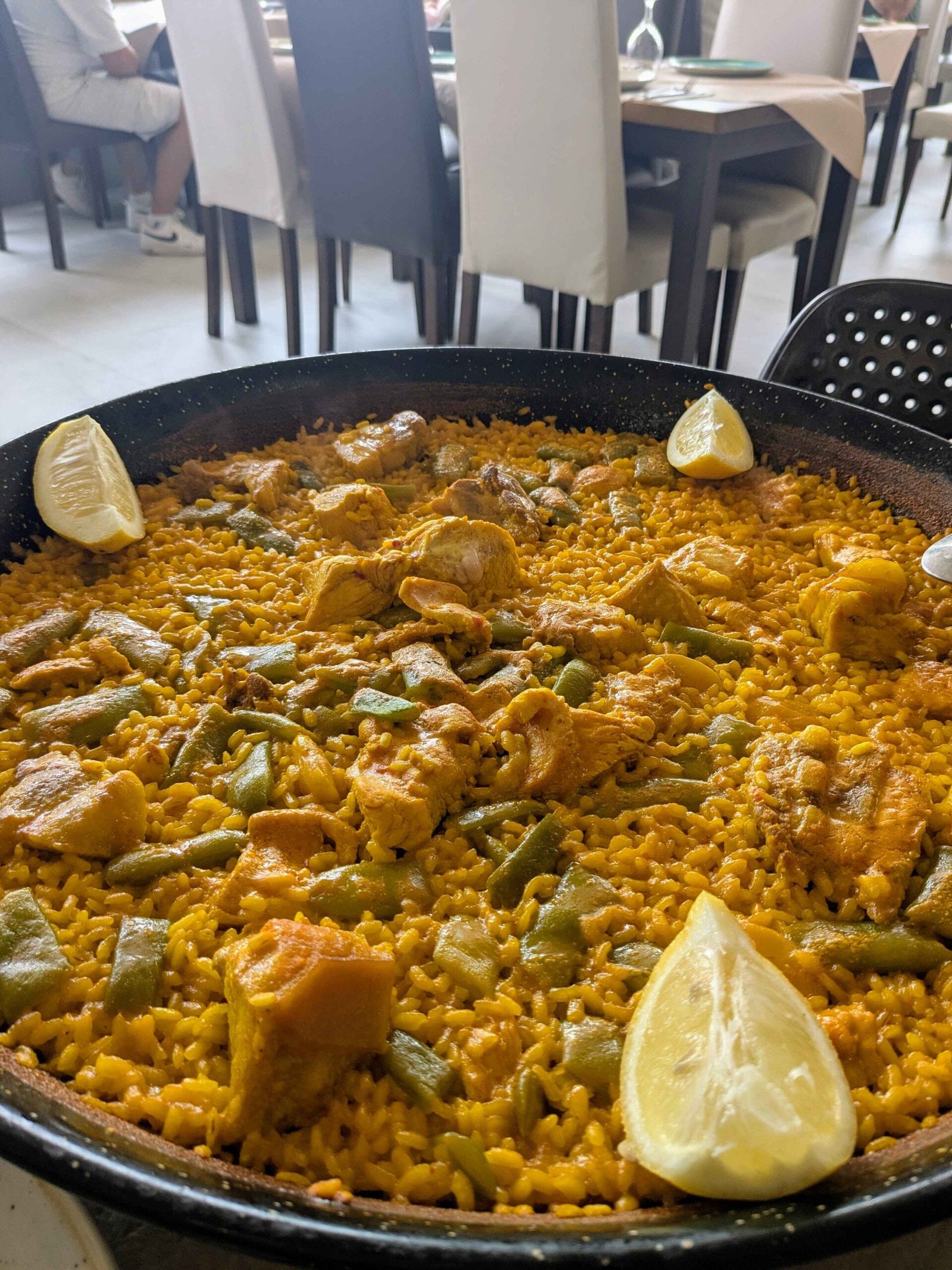 valencian paella