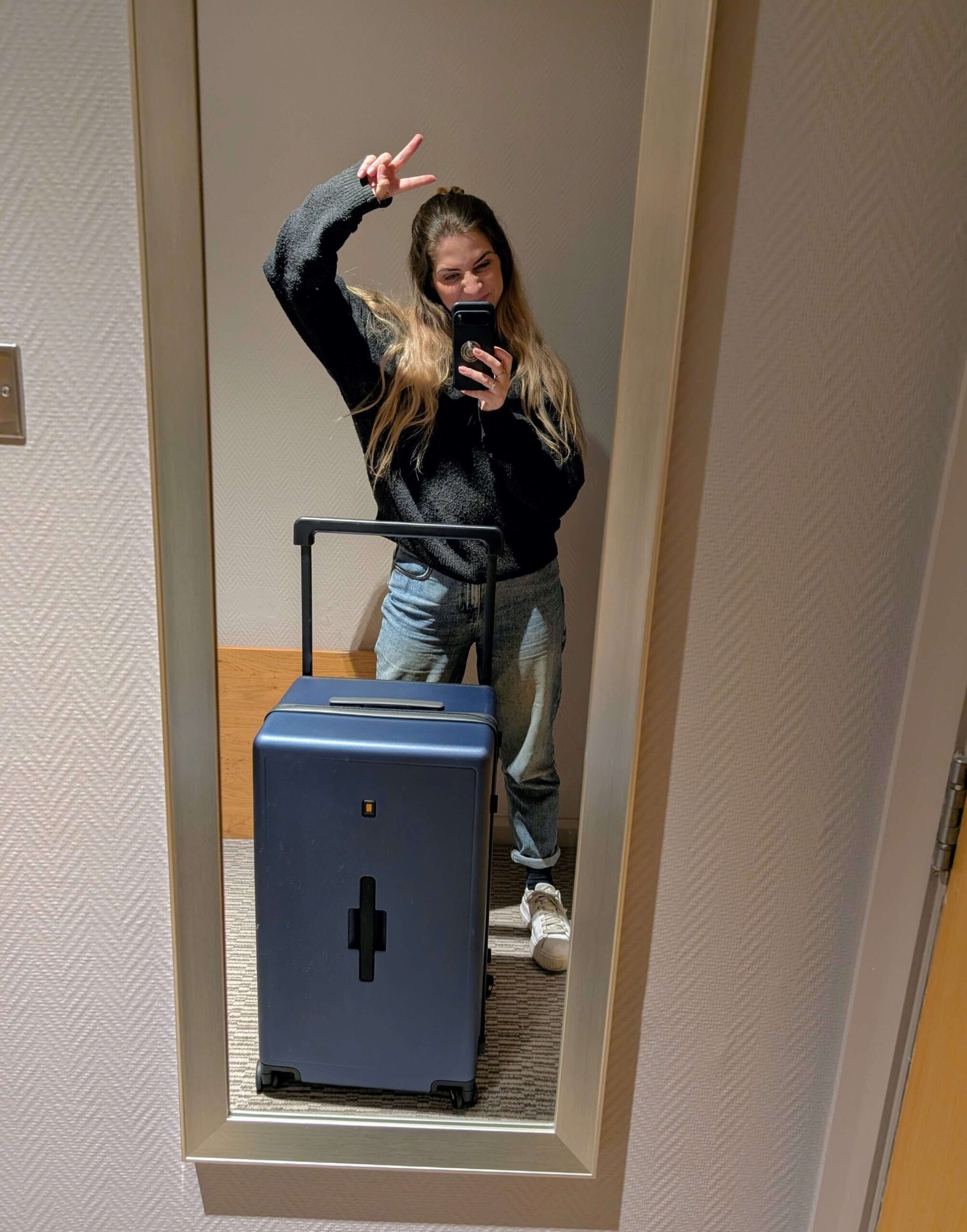 level8 luggage review