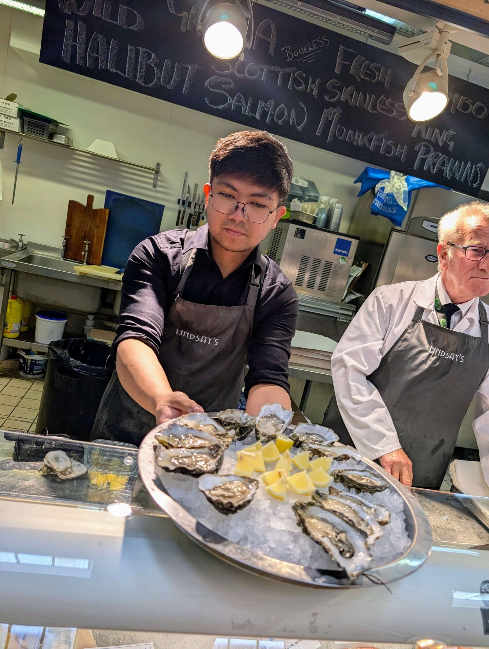 lindsay bros fishmongers grainger market