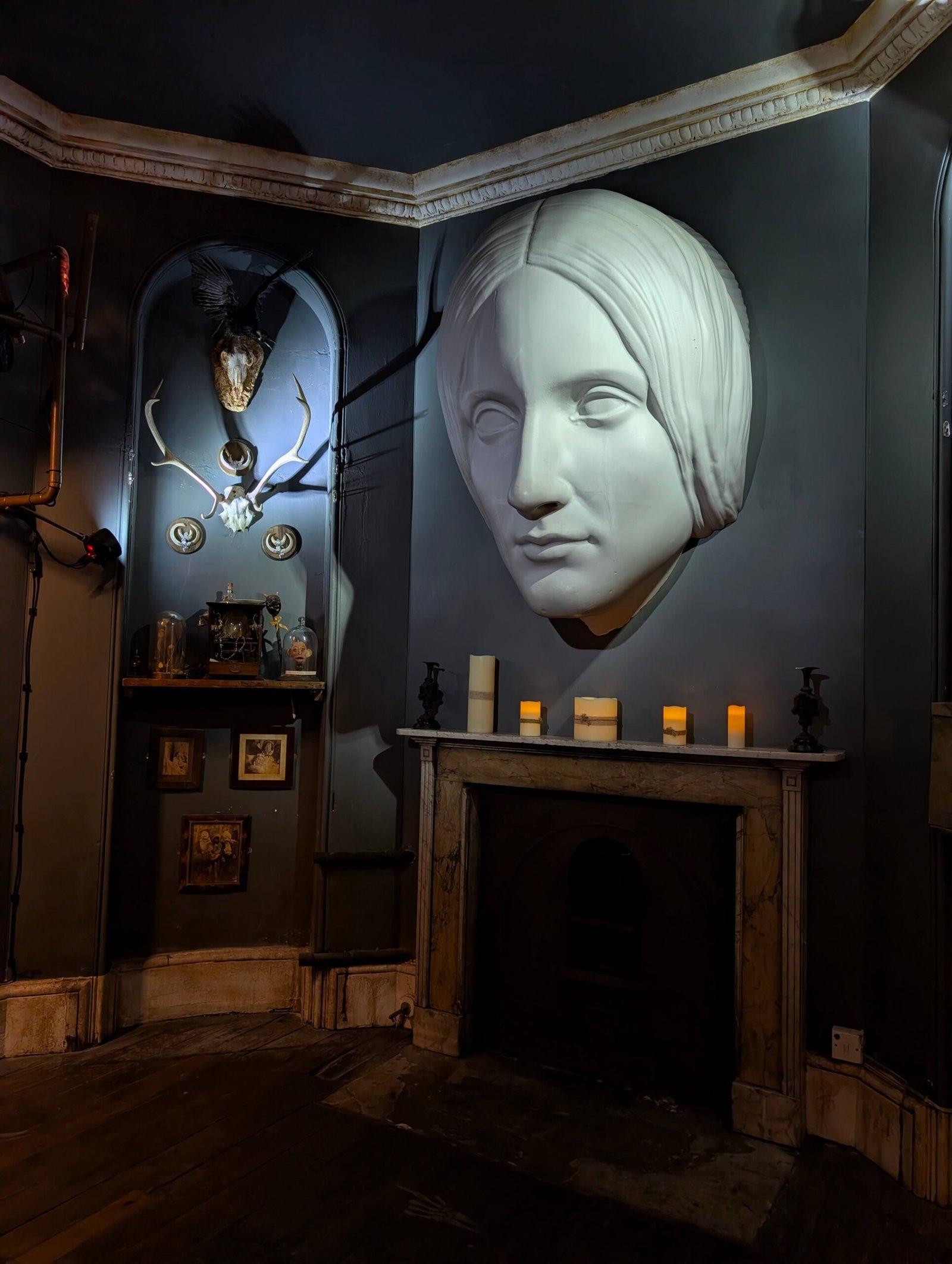 house of frankenstein bath