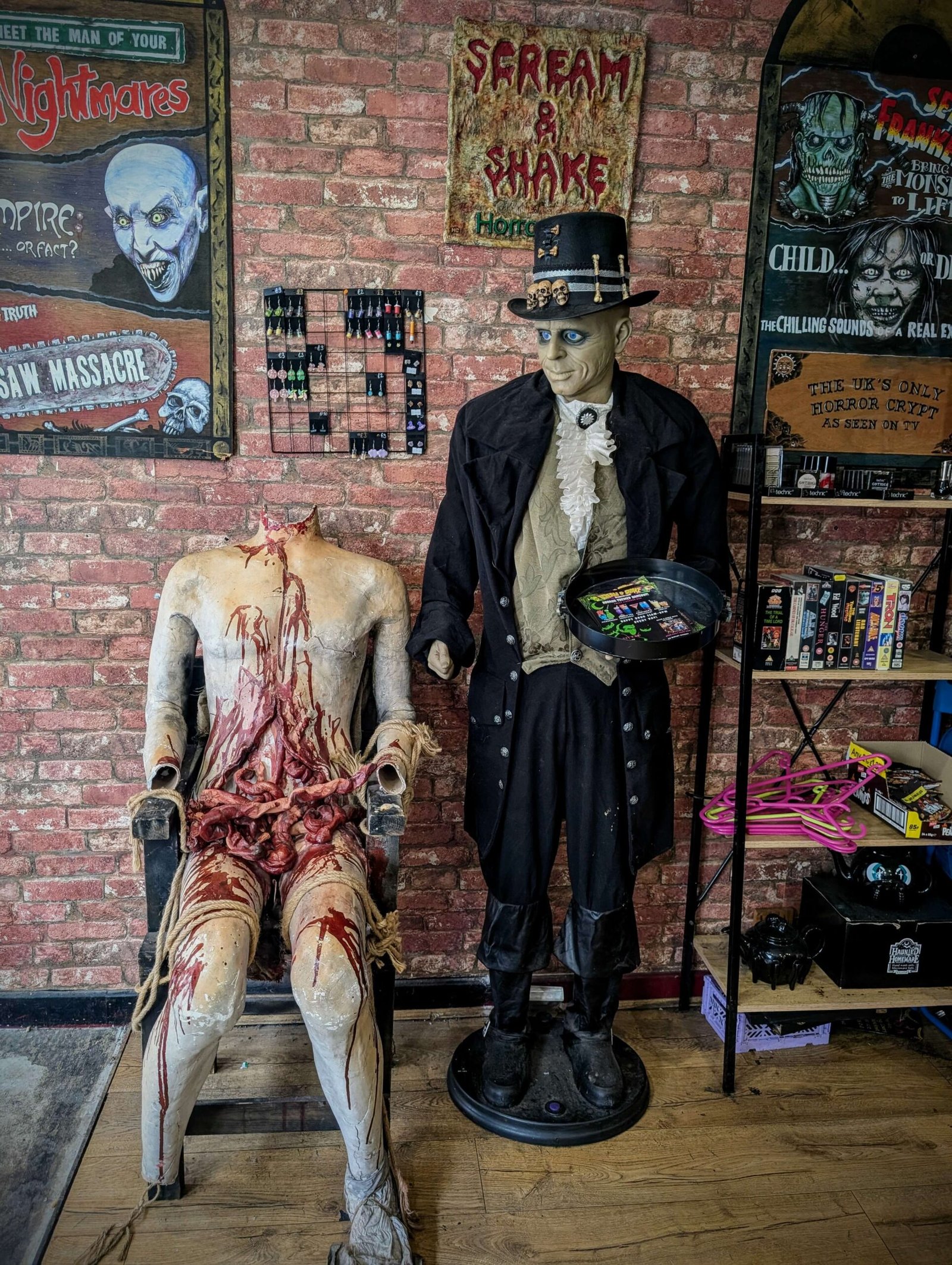 gory figures in scream and shake